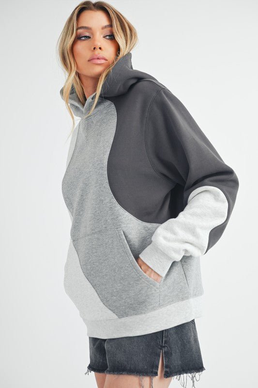 Cocoa Marshmallows Wavy Hoodie - KIOKO