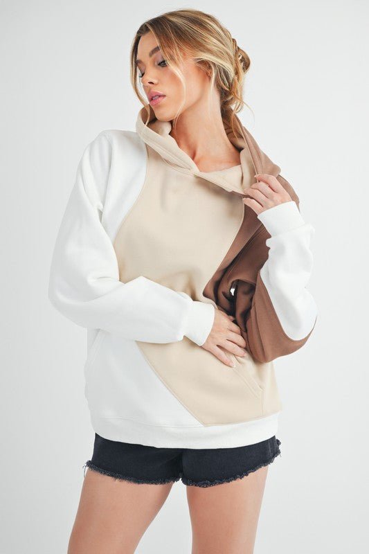 Cocoa Marshmallows Wavy Hoodie - KIOKO