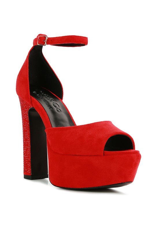 Stunt In Style Block Heeled Sandals - KIOKO