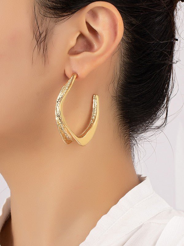 Twisted Dreams Hoop Earrings - KIOKO