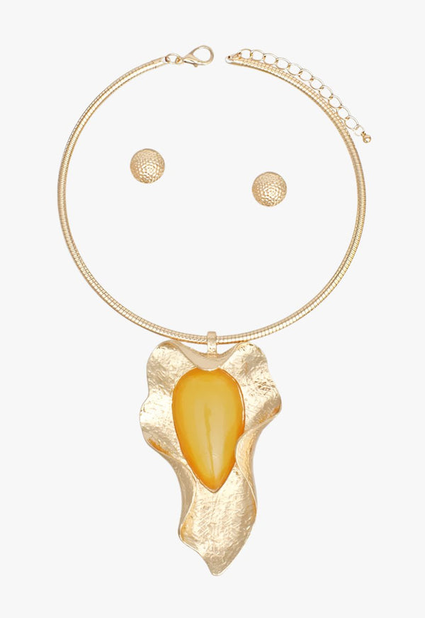 Bonded Light Yellow Leaf Pendant Necklace Set - KIOKO